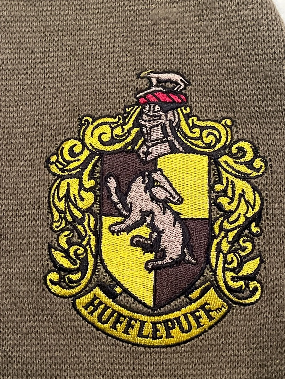 Harry Potter Hufflepuff Knit Scarf with Crest and Fringe